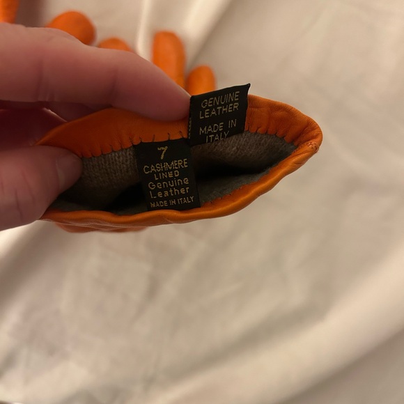 JB GUANTI Elegant Orange Leather Gloves, CASHMERE LINED, from Italy, size 7 - Picture 3 of 4